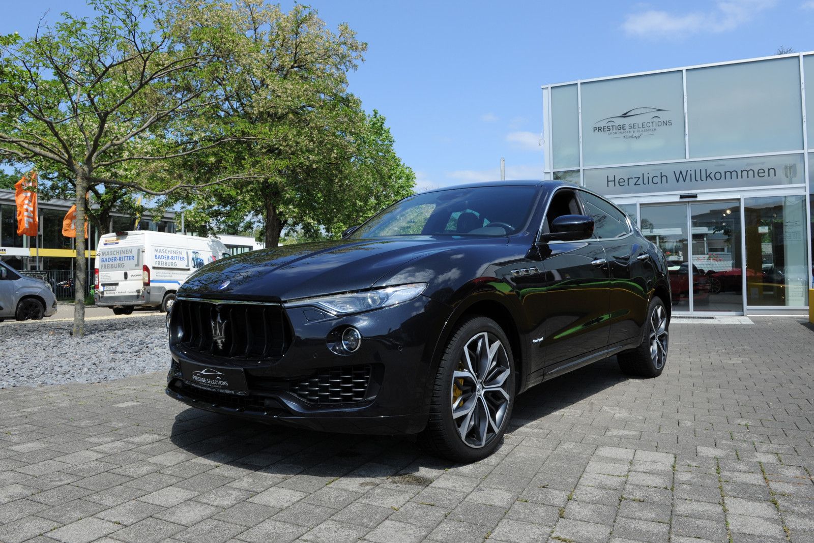 MASERATI